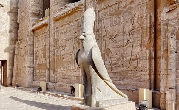 Tour al Templo de Edfu