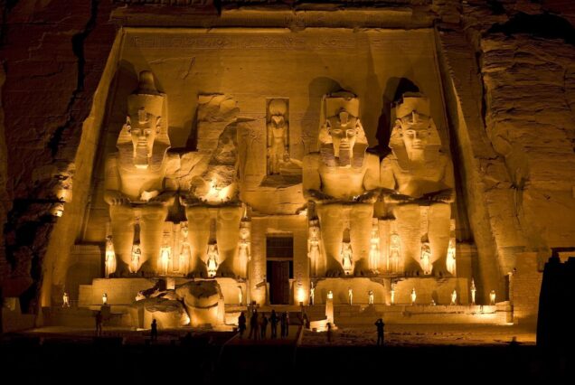 Excursión de 2 días a Abu Simbel
